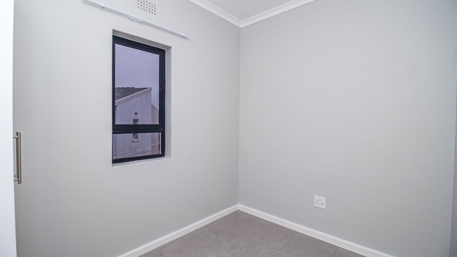 3 Bedroom Property for Sale in Rivergate Western Cape